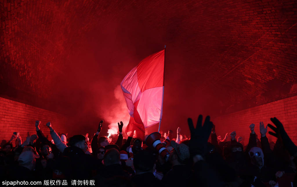 阿森纳瞄准7000万欧元德甲新星：巴霍亚能否成为左路未来答案？