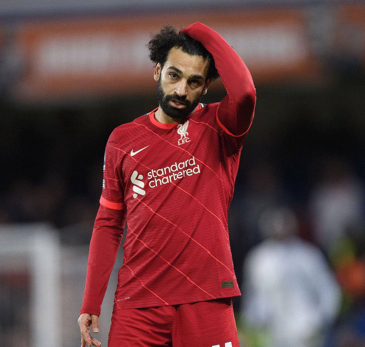 利物浦缺萨拉赫依然取胜，曼城皇马大战，阿隆索的困境无姆巴佩可解？